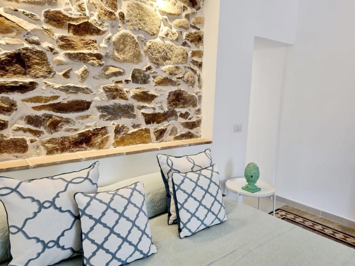 Ferienwohnung Stazzo San Teodoro La Quercia Piscina Condivisa Exterior foto