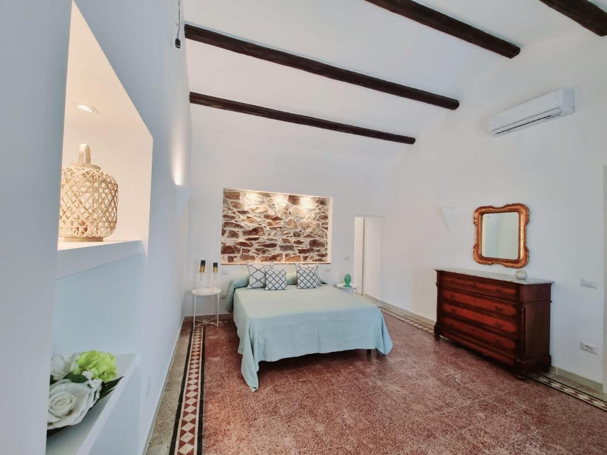 Ferienwohnung Stazzo San Teodoro La Quercia Piscina Condivisa Exterior foto
