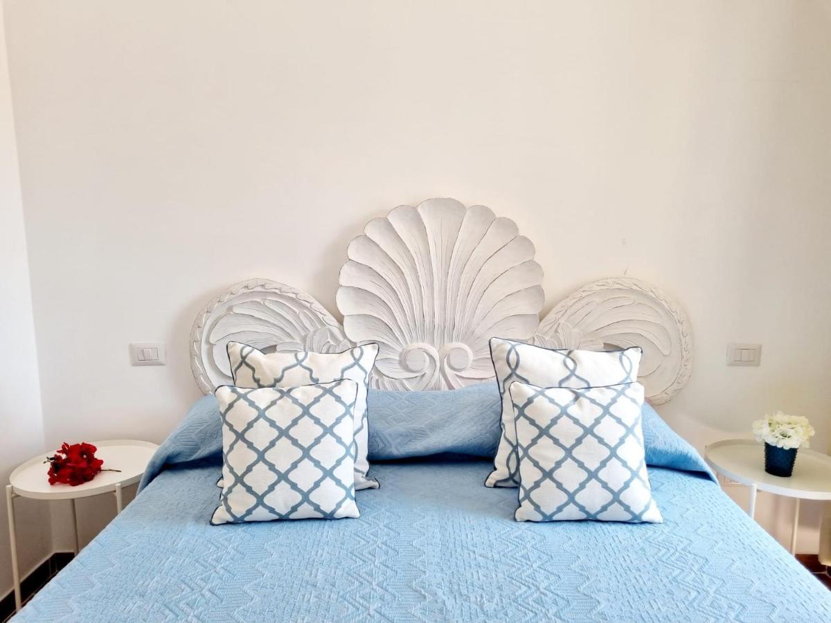 Ferienwohnung Stazzo San Teodoro La Quercia Piscina Condivisa Exterior foto