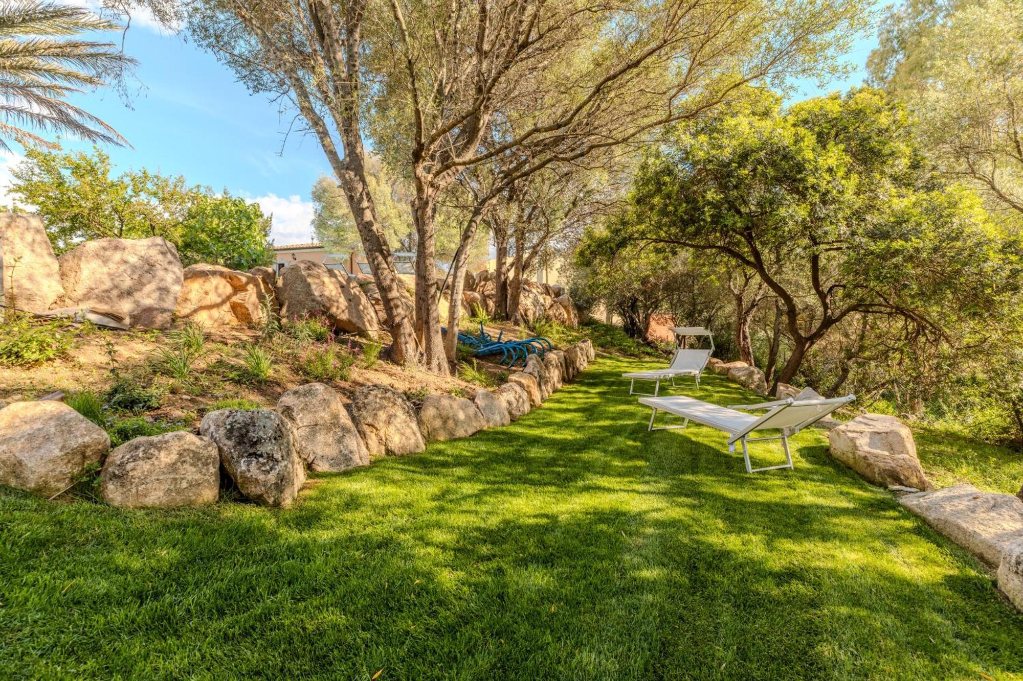 Ferienwohnung Stazzo San Teodoro La Quercia Piscina Condivisa Exterior foto